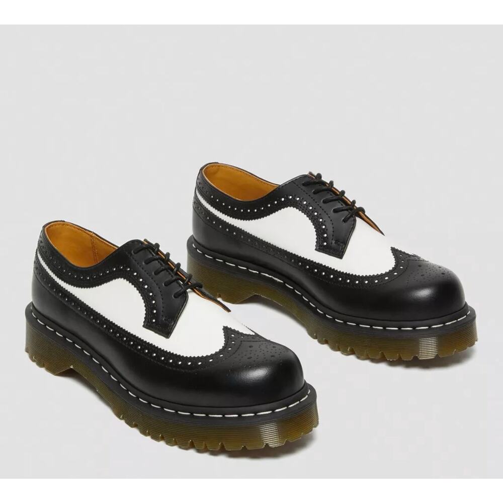 Dr. Martens 3989 Bex Smooth Leather Brogue Shoes